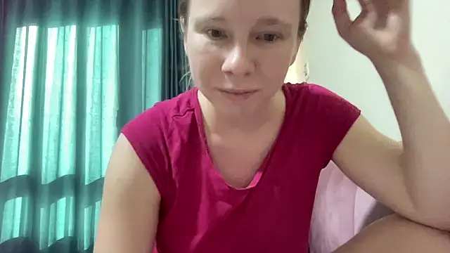 SweetLucy96 online show from October 12, 12:40 pm