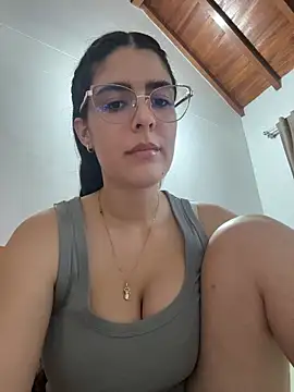  Niah  online show from February 23, 1:50 am