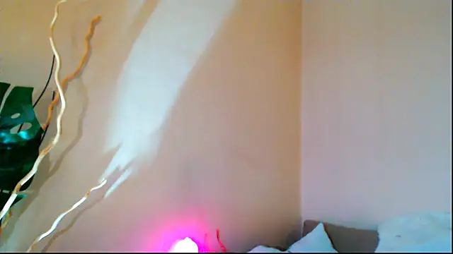 Snapshot of OLIVIA_CANDY chatting on December 2, 7:10 am OLIVIA CANDY online show from December 2, 7:10 am