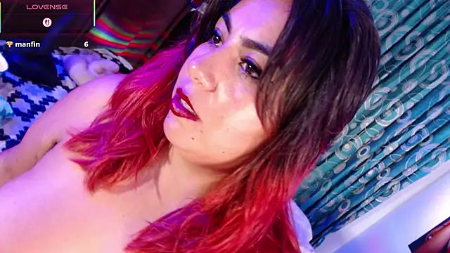 gatuwildhott online show from January 8, 9:41 pm