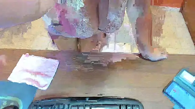 NikkiHolland online show from July 4, 9:38 am