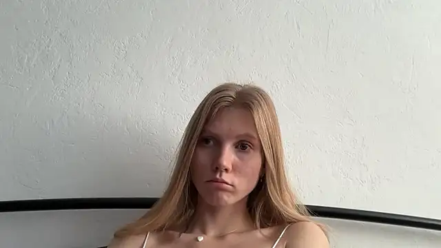 MaryMiton online show from May 18, 4:51 am