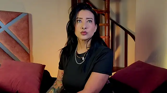  kelly hous36 online show from July 7, 12:52 pm