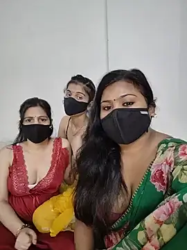 cutee  crazy online show from June 8, 2:07 pm