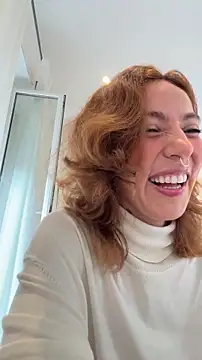 Evangelyne 1 online show from November 16, 1:44 pm