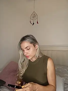 ASHLEY BLAIR online show from June 21, 8:02 pm