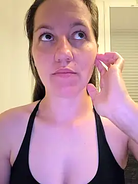 Nicole-Ray online show from July 5, 8:14 pm