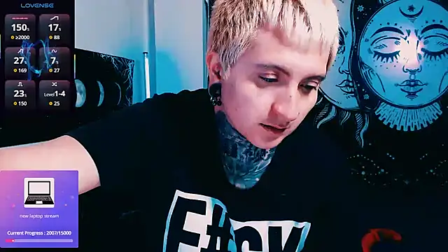 Marieblueeyes online show from February 20, 6:26 am