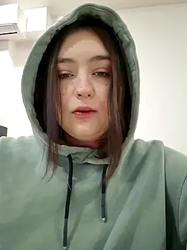 Yammy Yumi online show from November 4, 4:06 am