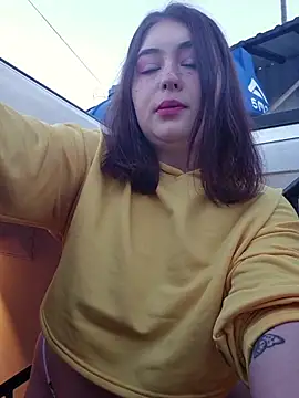 Yammy Yumi online show from January 10, 1:38 pm