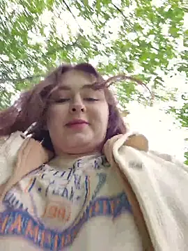 Yammy Yumi online show from May 8, 3:10 am