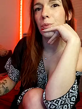 clara-francaise online show from November 26, 4:52 pm