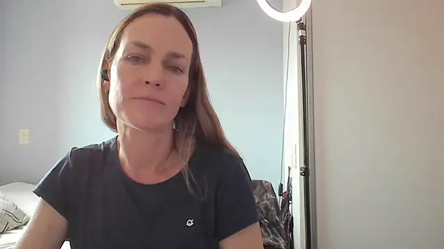 Annylove1 online show from December 5, 5:03 pm