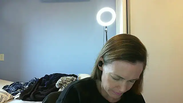 Annylove1 online show from November 6, 10:43 am