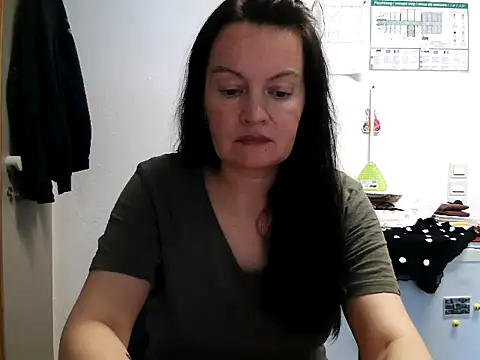 LoveNBloom online show from May 25, 5:56 pm