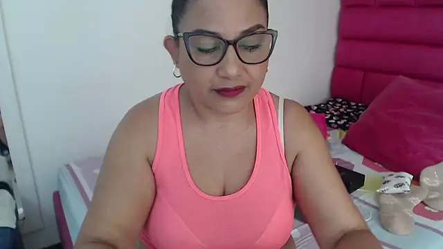 Katha Marck online show from June 26, 5:03 pm
