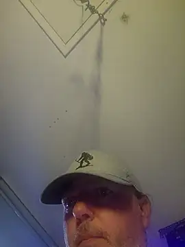 Hotredheadandtoungelasher online show from November 2, 2:53 pm