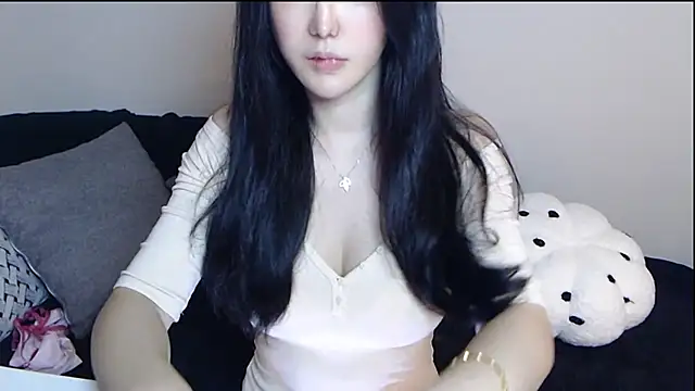 TBgril online show from June 30, 2:27 pm