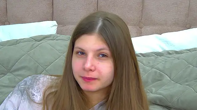 AudreyBarlow online show from March 7, 7:15 am