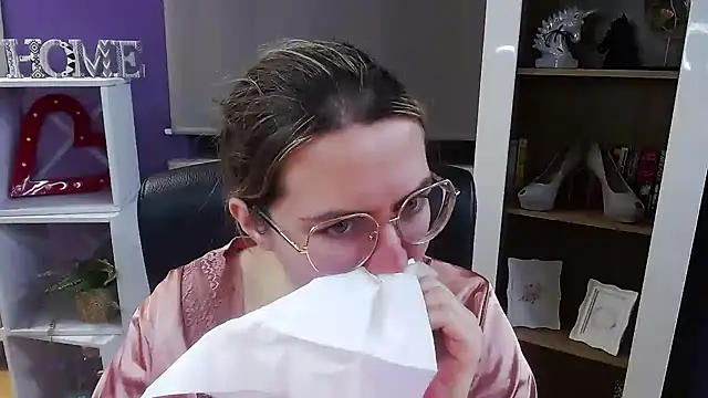 Zoey Erotic online show from January 9, 5:45 am