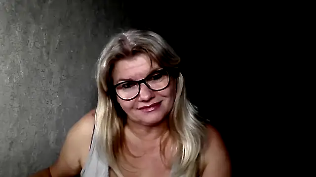 Diana 49 online show from January 13, 11:47 am