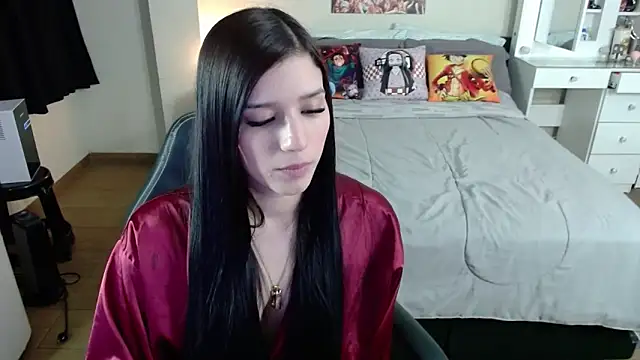 kittykat18x online show from June 14, 2:35 am