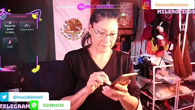 LaInsaciableIntensa online show from June 21, 1:53 am