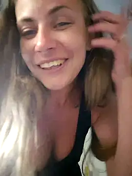 Keli Jessi online show from June 12, 8:39 pm