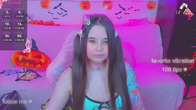 Snapshot of Lolisuccub chatting on October 21, 6:34 pm Lolisuccub online show from October 21, 6:34 pm