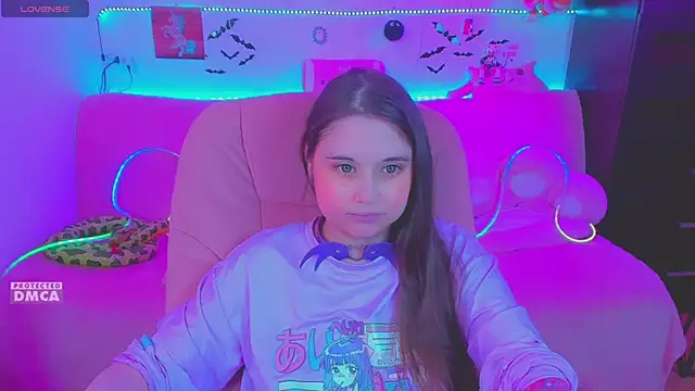 Lolisuccub online show from June 22, 3:31 pm