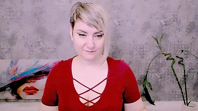 Djullia online show from June 14, 5:08 am