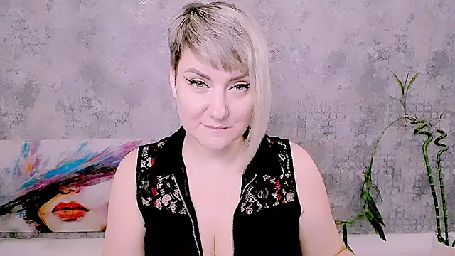 Djullia online show from July 26, 6:10 am