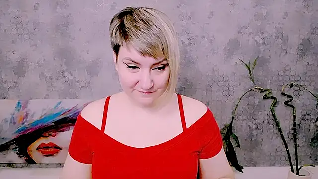 Djullia online show from May 1, 6:16 am