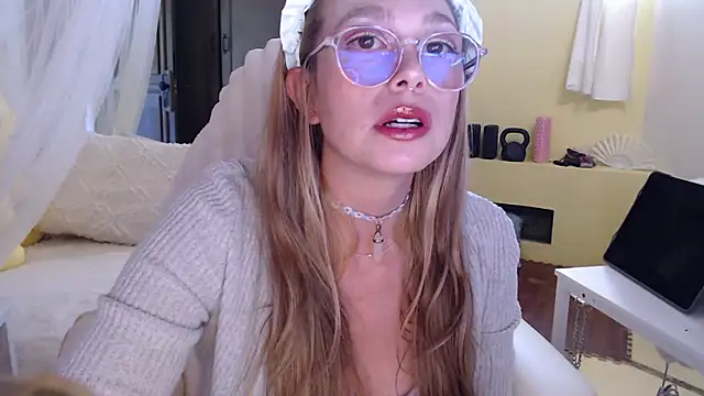 SamyLight online show from February 19, 6:07 pm