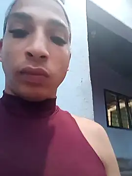 brunettehot77 online show from September 17, 10:52 pm