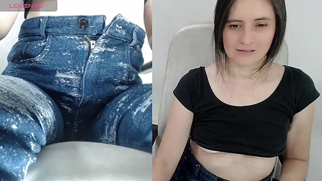 tania sweet   online show from August 8, 5:43 pm