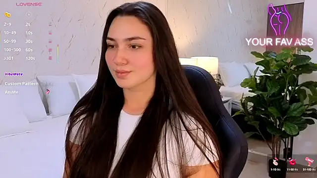 Snapshot of ava_blue chatting on September 19, 7:57 pm ava blue online show from September 19, 7:57 pm
