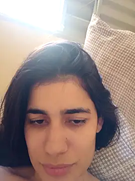 Mamamiabr online show from April 1, 4:48 pm