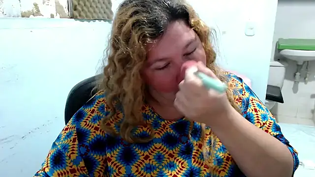 squirt322bbw online show from June 14, 1:33 pm