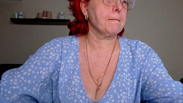 JoannaAndNeighbour online show from June 17, 8:15 am