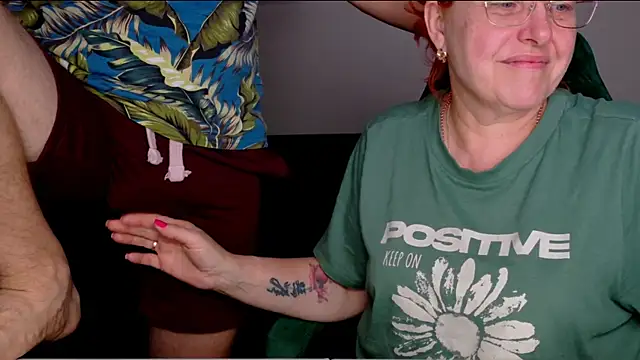 JoannaAndNeighbour online show from July 19, 8:38 am