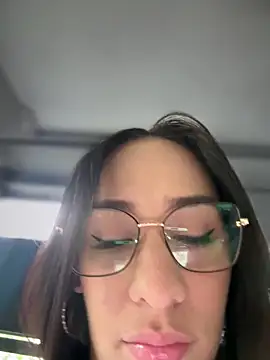   IRIS   online show from October 27, 3:18 pm