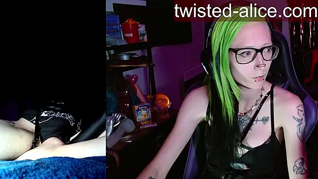alicewonder09 online show from June 17, 2:57 am