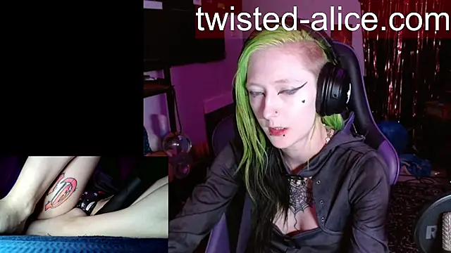 alicewonder09 online show from July 9, 3:31 am
