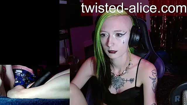 alicewonder09 online show from July 11, 3:50 am