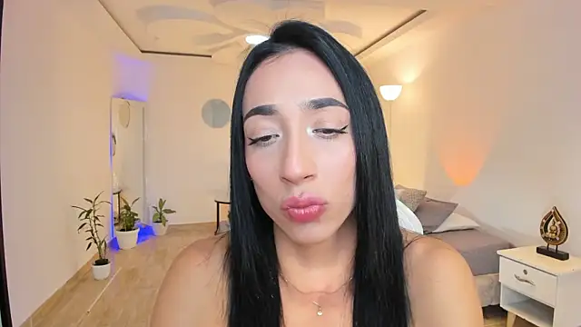 carleee winter online show from June 15, 11:27 pm