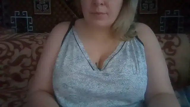 Diana Britt online show from December 15, 6:18 am