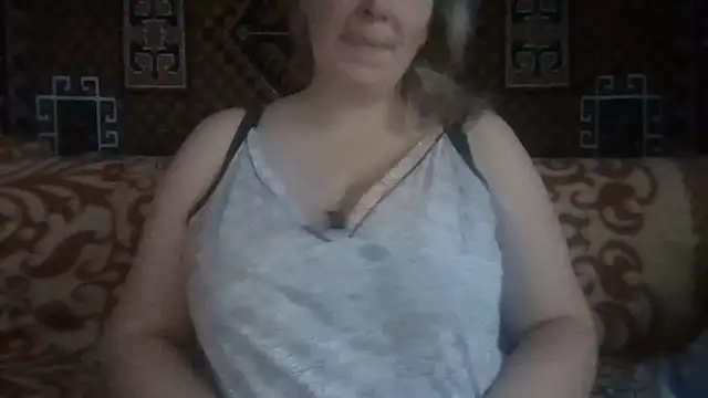 Diana Britt online show from December 14, 6:08 am