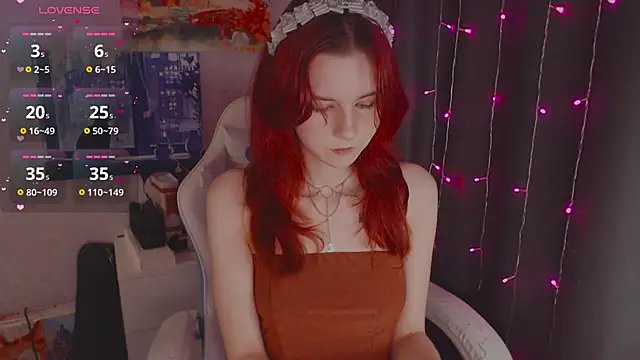 mslilunicorn online show from May 3, 6:55 pm
