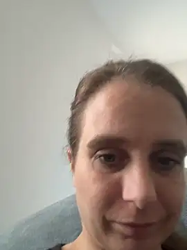 Chantalee online show from June 18, 9:14 am